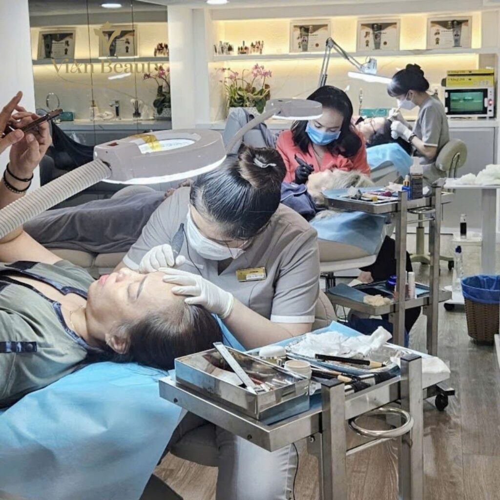 Vian Beauty phun xăm mày môi chất lượng tốt 72
