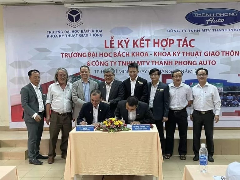 Lễ ký hợp tác giữa Thanh Phong và Trường Đại Học Bách Khoa HCM