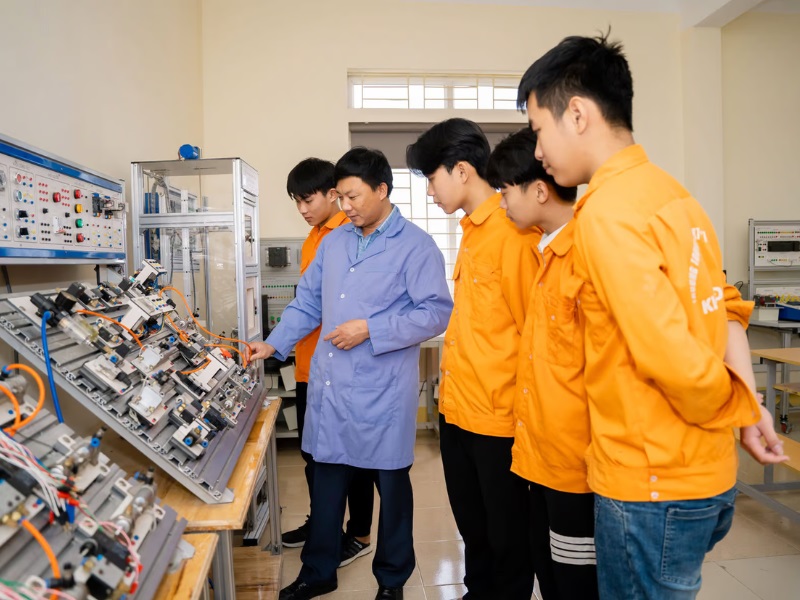 Học Nghề Điện Nước Ở Đâu Tốt Nhất Tại Nghệ An? 3