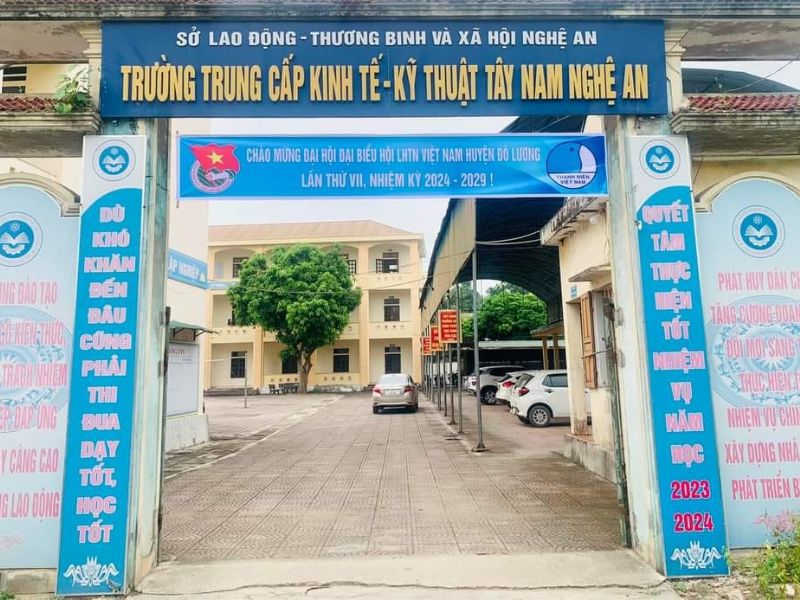 Top 5 Trường Dạy Nghề Tin Học Văn Phòng Uy Tín Ở Nghệ An 6 Top 5 Trường Dạy Nghề Tin Học Văn Phòng Uy Tín Ở Nghệ An 5